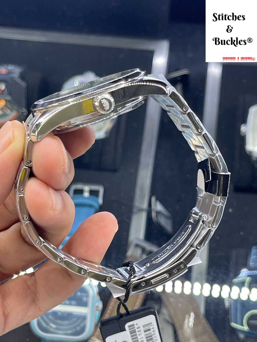 Orient Open Heart RA-AR0010R – Stitches and Buckles